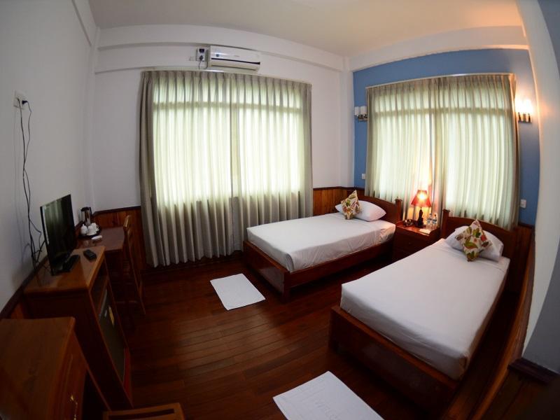 Yar Pyae Hotel Науншве Екстер'єр фото